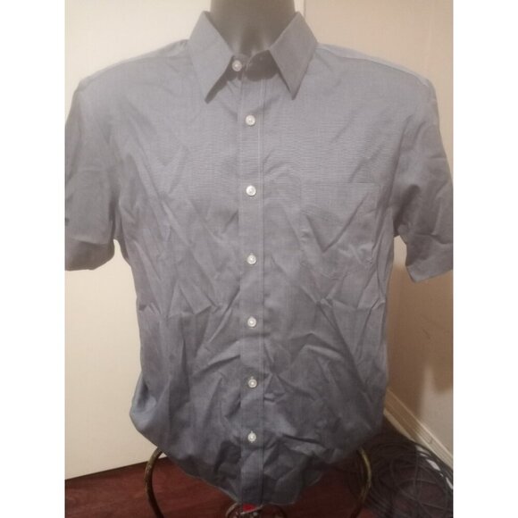 Untuckit Shirt Mens Medium M Blue Petrus WF Short Sleeve Regular Fit Button Up - Picture 1 of 10